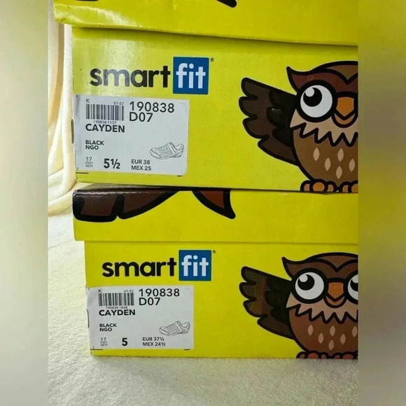 Cayden Runner Smart Fit Black Athletic Shoes Size 5 New in Box (one pair) - Picture 7 of 7